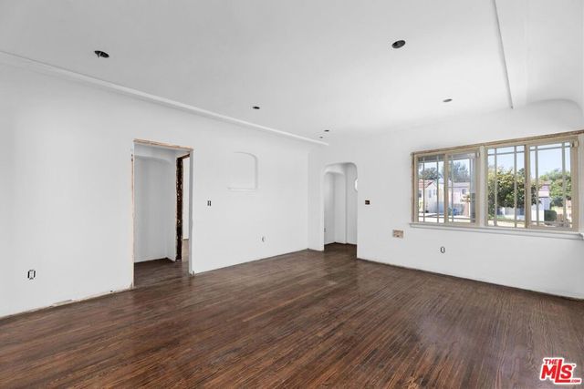 4218 W 58th Place, Los Angeles, CA 90043