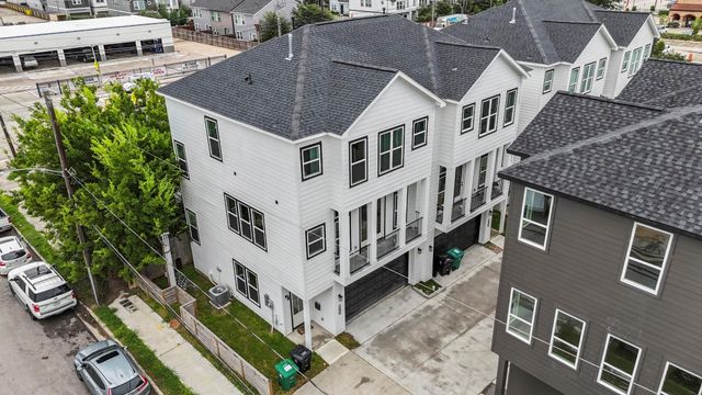 1234 E 23rd Street, Houston, TX 77009