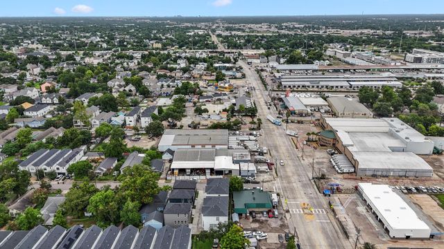1234 E 23rd Street, Houston, TX 77009