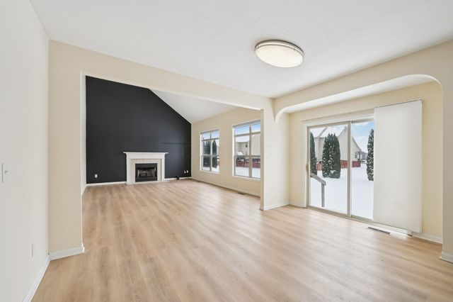 8949 Hickory View Street NW, Canal Winchester, OH 43110