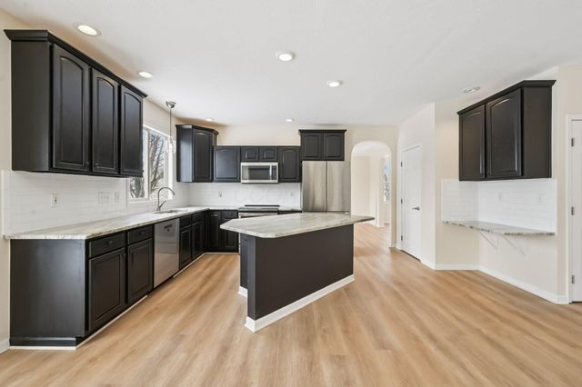 8949 Hickory View Street NW, Canal Winchester, OH 43110