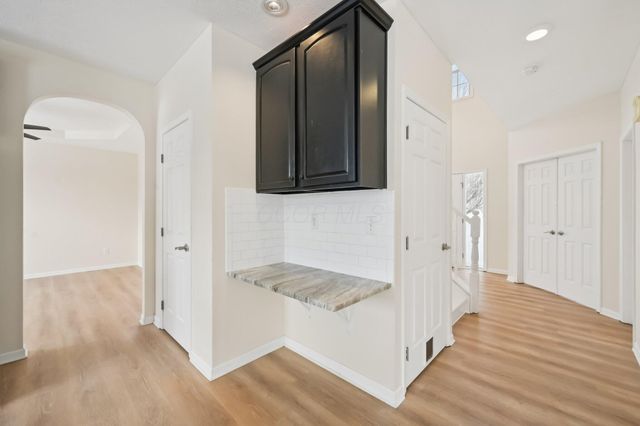 8949 Hickory View Street NW, Canal Winchester, OH 43110