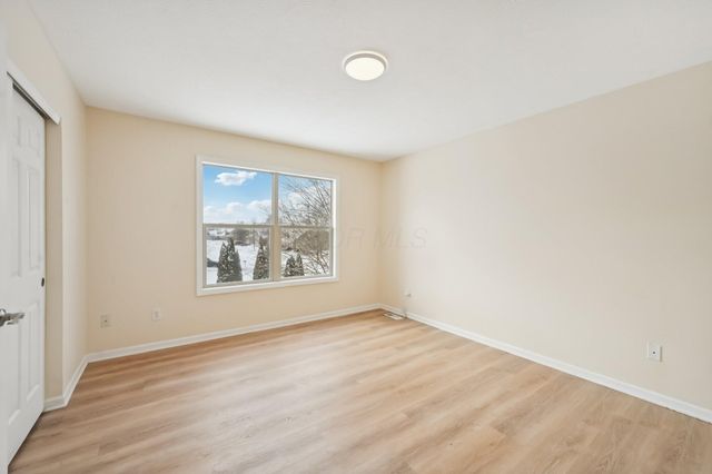 8949 Hickory View Street NW, Canal Winchester, OH 43110