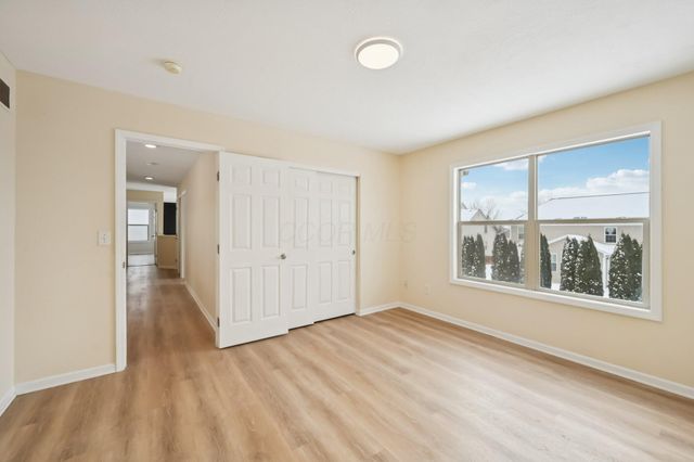 8949 Hickory View Street NW, Canal Winchester, OH 43110