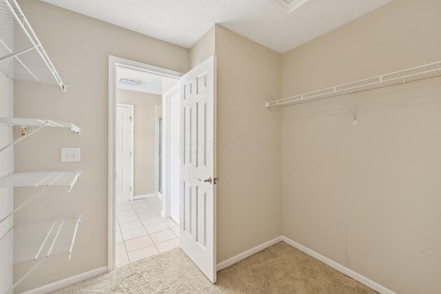 8949 Hickory View Street NW, Canal Winchester, OH 43110