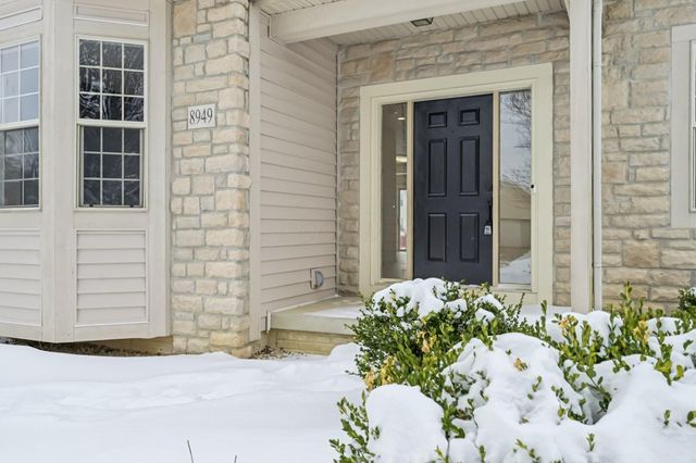 8949 Hickory View Street NW, Canal Winchester, OH 43110