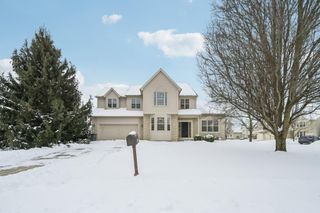 8949 Hickory View Street NW, Canal Winchester, OH 43110