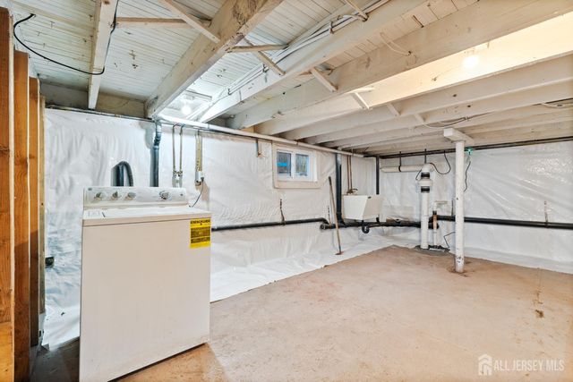 945 Lincoln Boulevard, Middlesex, NJ 08846