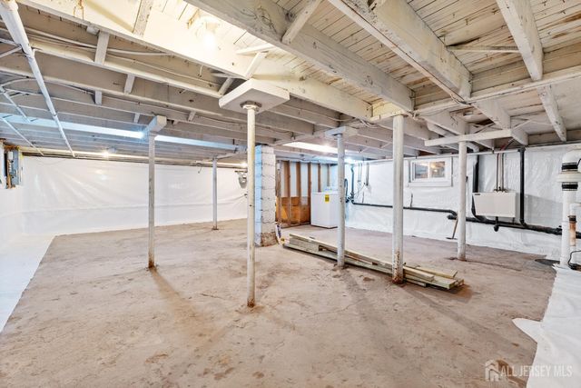 945 Lincoln Boulevard, Middlesex, NJ 08846