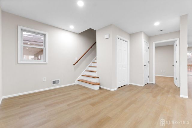 945 Lincoln Boulevard, Middlesex, NJ 08846