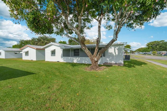 1620 NW 87th Ter, Plantation, FL 33322