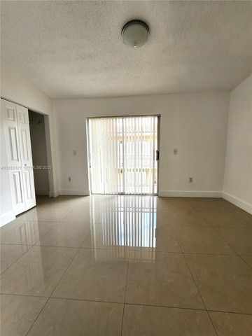 6934 NW 166th Ter 1402, Miami Lakes, FL 33014