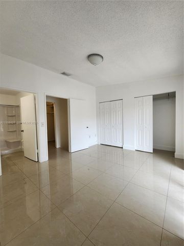6934 NW 166th Ter 1402, Miami Lakes, FL 33014
