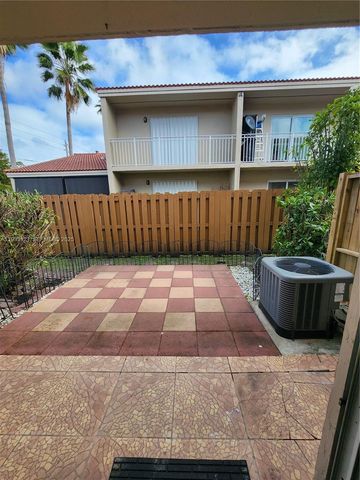 6934 NW 166th Ter 1402, Miami Lakes, FL 33014