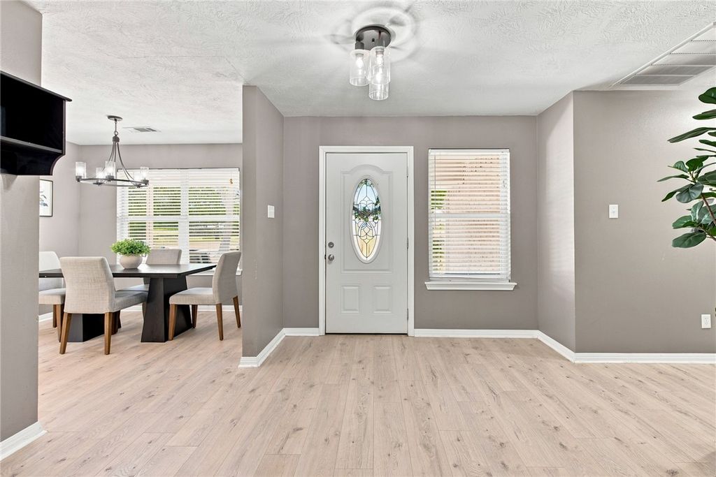 6826 Bendwood, College Station, TX 77845 — photo 4
