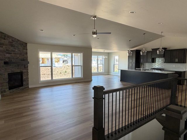 1376 KENZIE COURT, De Pere, WI 54115