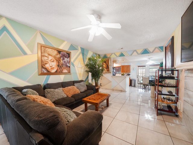 18142 Lake Bend Drive, Houston, TX 77084