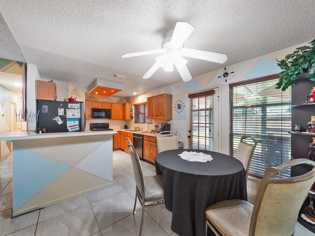 18142 Lake Bend Drive, Houston, TX 77084