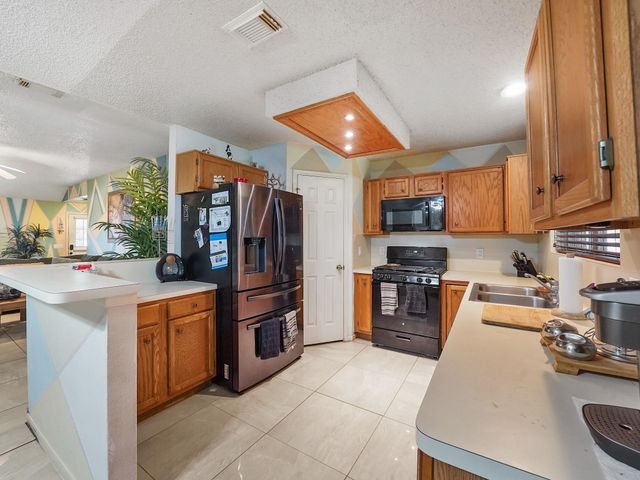 18142 Lake Bend Drive, Houston, TX 77084