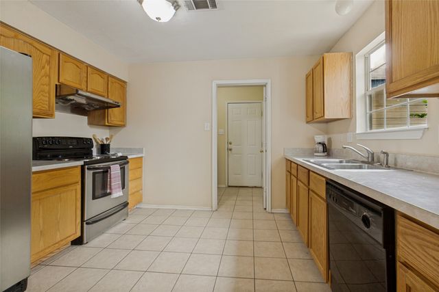 3608 Clubview Drive, Garland, TX 75044