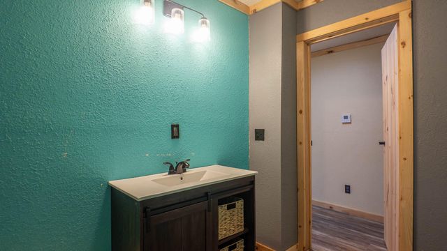 773 Spring Valley Drive, Mammoth Spring, AR 72554