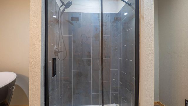 773 Spring Valley Drive, Mammoth Spring, AR 72554