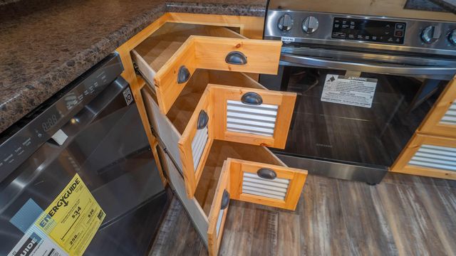 773 Spring Valley Drive, Mammoth Spring, AR 72554