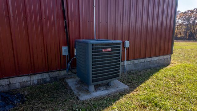 773 Spring Valley Drive, Mammoth Spring, AR 72554