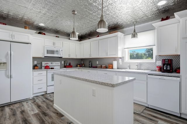 2097 Shellsford Rd, Mcminnville, TN 37110