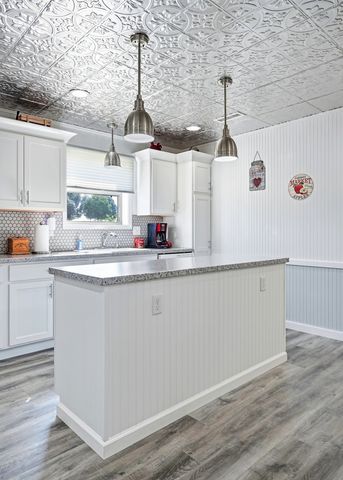 2097 Shellsford Rd, Mcminnville, TN 37110