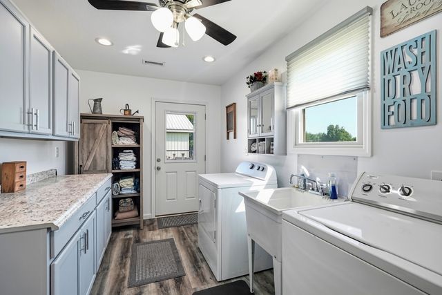 2097 Shellsford Rd, Mcminnville, TN 37110