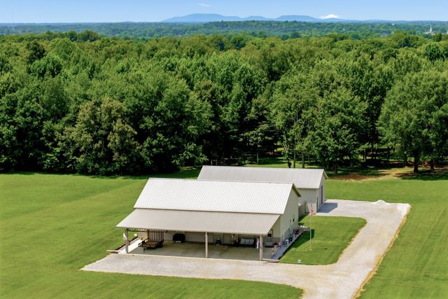 2097 Shellsford Rd, Mcminnville, TN 37110