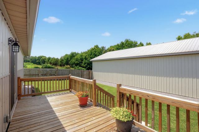 2097 Shellsford Rd, Mcminnville, TN 37110