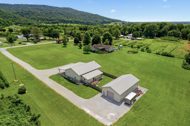 2097 Shellsford Rd, Mcminnville, TN 37110