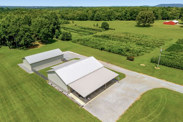 2097 Shellsford Rd, Mcminnville, TN 37110