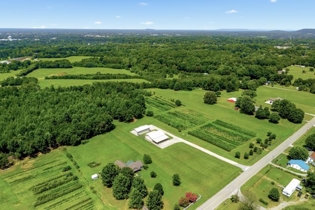 2097 Shellsford Rd, Mcminnville, TN 37110