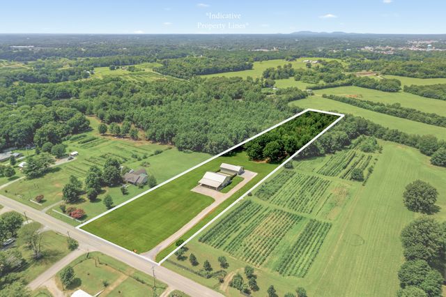 2097 Shellsford Rd, Mcminnville, TN 37110