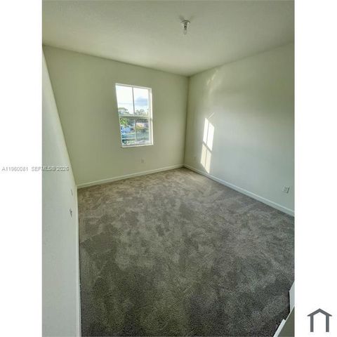 2667 SE 28 DR, Homestead, FL 33035