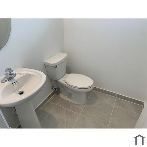 2667 SE 28 DR, Homestead, FL 33035