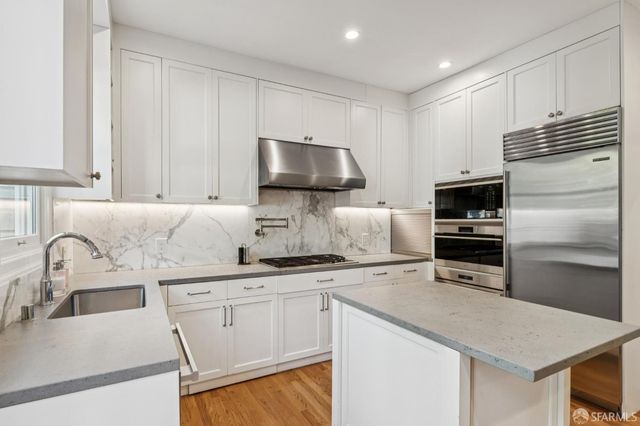 1646 Lyon Street, San Francisco, CA 94115