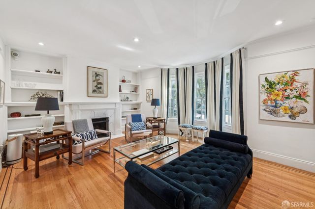 1646 Lyon Street, San Francisco, CA 94115