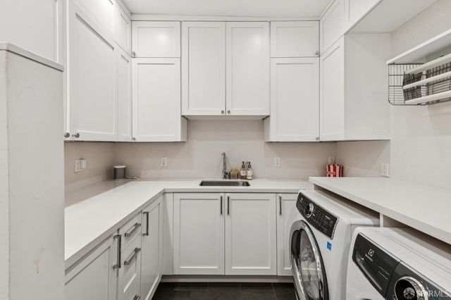 1646 Lyon Street, San Francisco, CA 94115