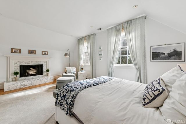 1646 Lyon Street, San Francisco, CA 94115