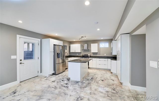 4253 Washington Boulevard A, St Louis, MO 63108
