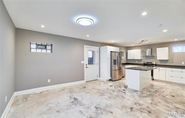 4253 Washington Boulevard A, St Louis, MO 63108