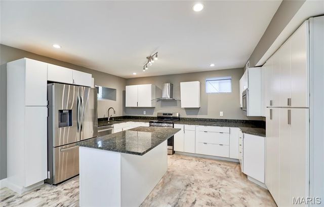 4253 Washington Boulevard A, St Louis, MO 63108