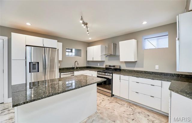 4253 Washington Boulevard A, St Louis, MO 63108