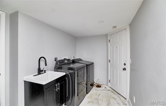 4253 Washington Boulevard A, St Louis, MO 63108