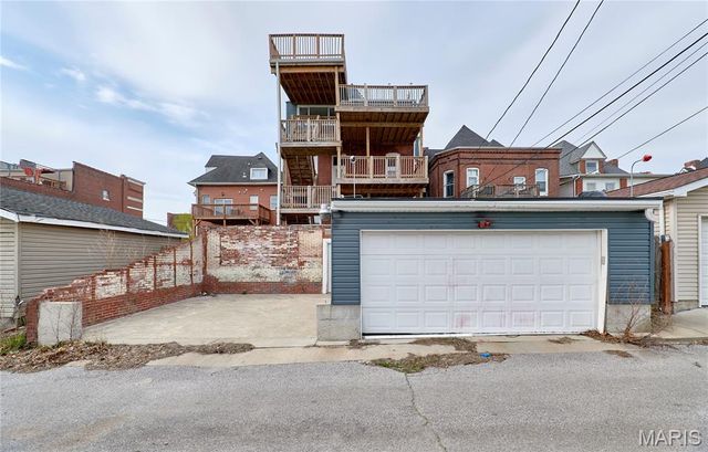 4253 Washington Boulevard A, St Louis, MO 63108