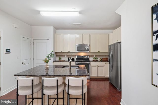 101 BRINLEY CT, Philadelphia, PA 19146